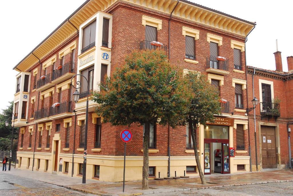 Hostal Restaurante Boccalino León Εξωτερικό φωτογραφία
